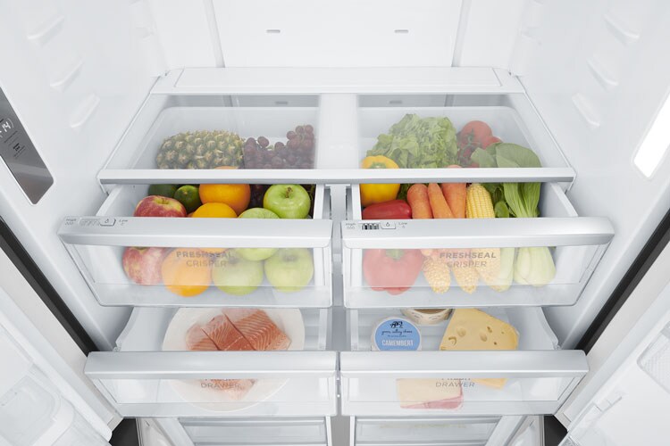 Westinghouse fridge with FreshSeal Crispers  feature full of fruits